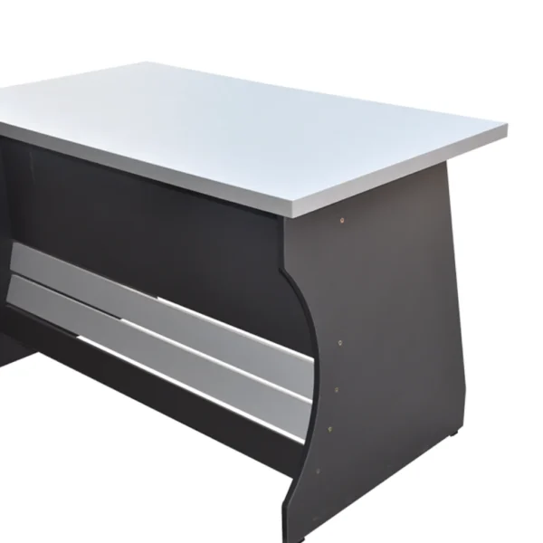 EXECUTIVE TABLE