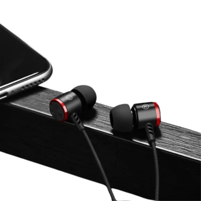 WIRED EARPHONE